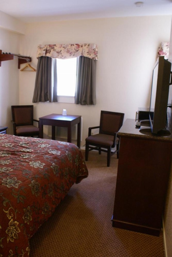 Harborview Inn & Suites-Pusat Konvensi-Penerbangan-Gaslamp-Seaworld-Zoo-Taman Balboa image 10